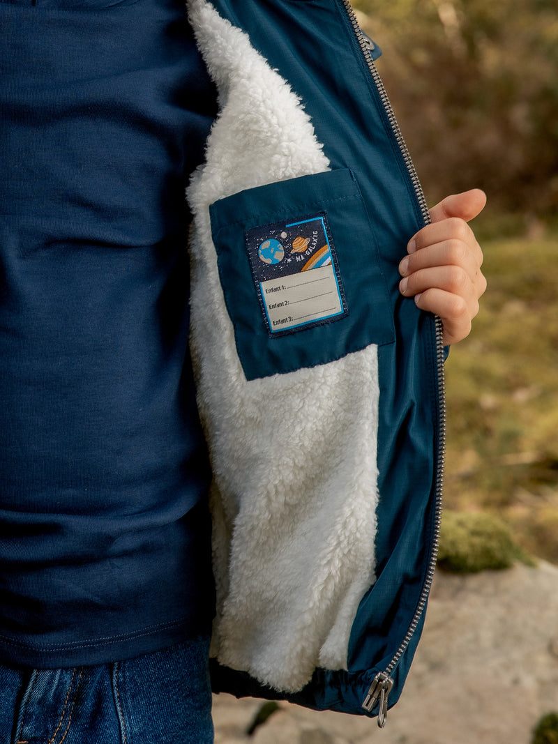 tmp/68893507776/files/42038ee1-c701-4b8d-bc66-56f5c1070e08/26H3PGL1D3E_715_3130018a9-03ac-44ab-880d-838253923250.jpg