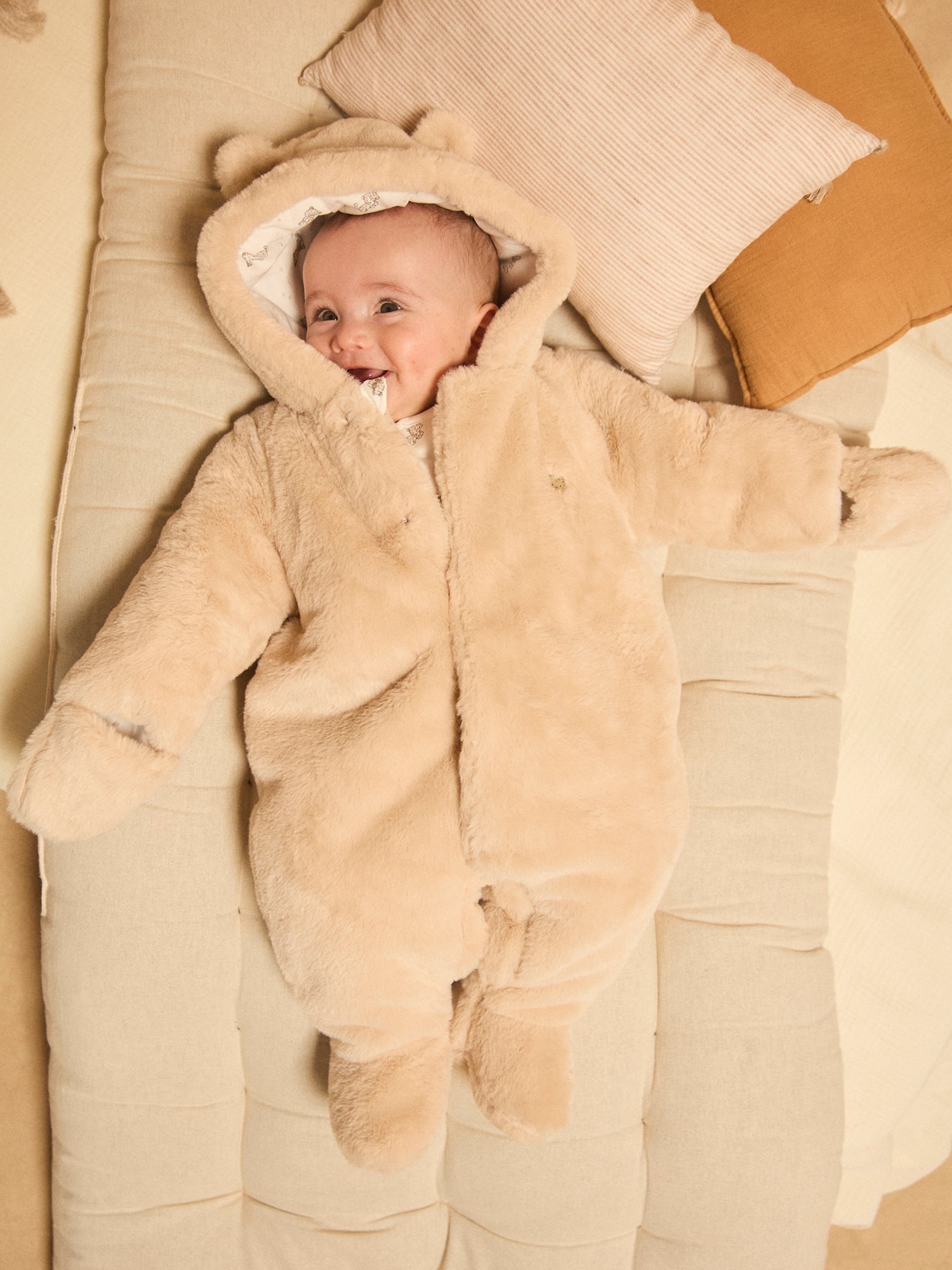 Pilote beige en fourrure Naissance Mixte