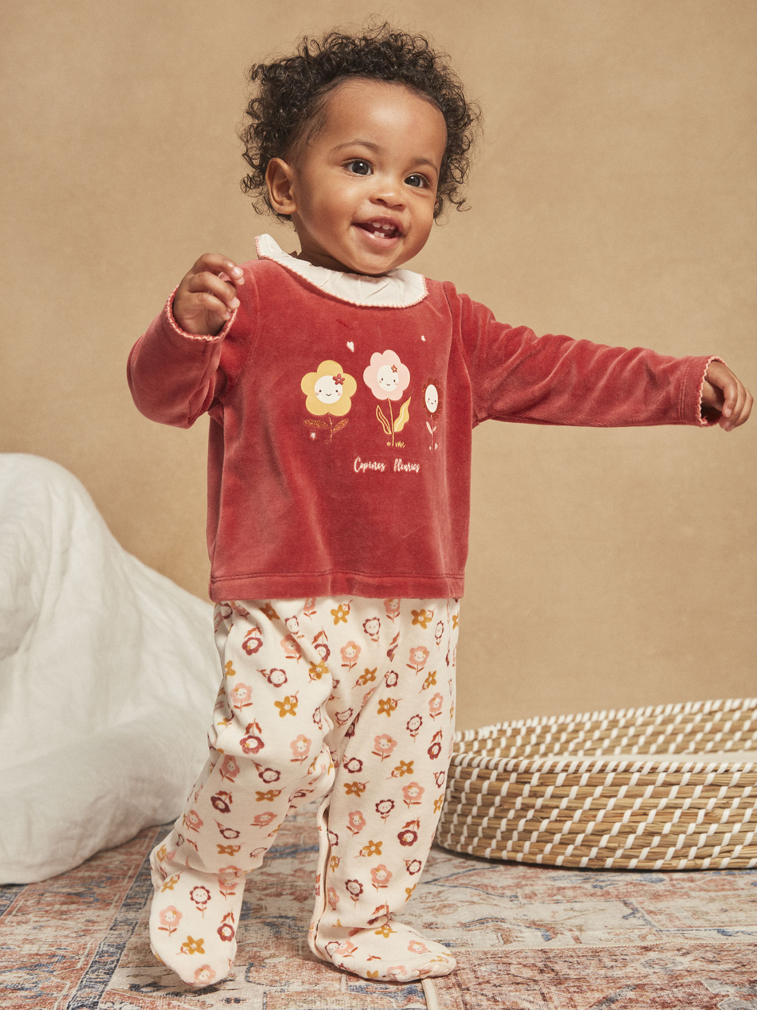 Pyjama bebe hotsell avec gant integre