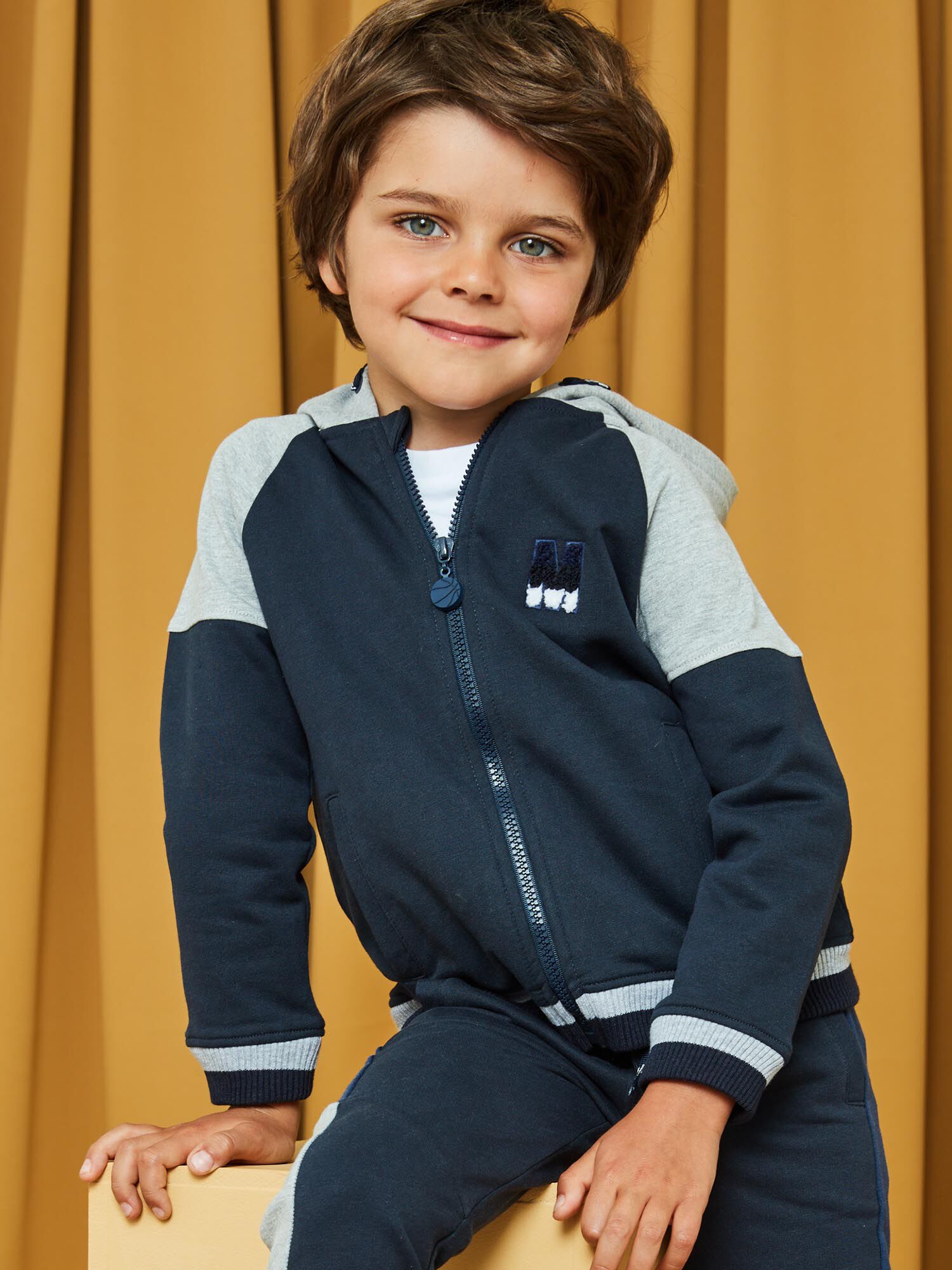 Tenue de sport store enfant