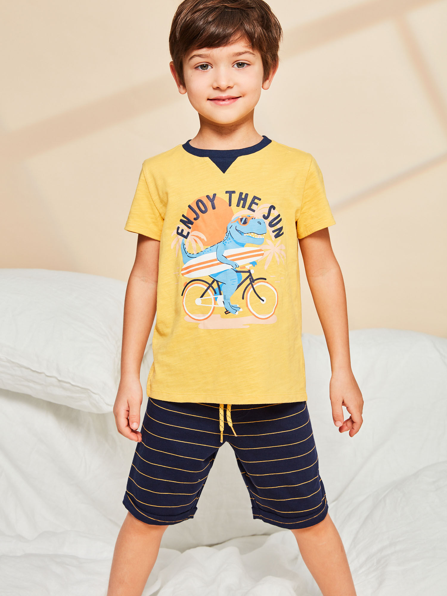 Pyjama jaune et bleu fonce a motif dinosaure Garcon Sergent Major