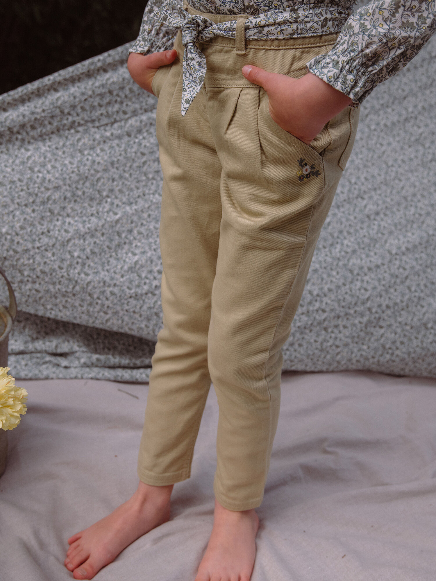 Pantalon carotte on sale beige