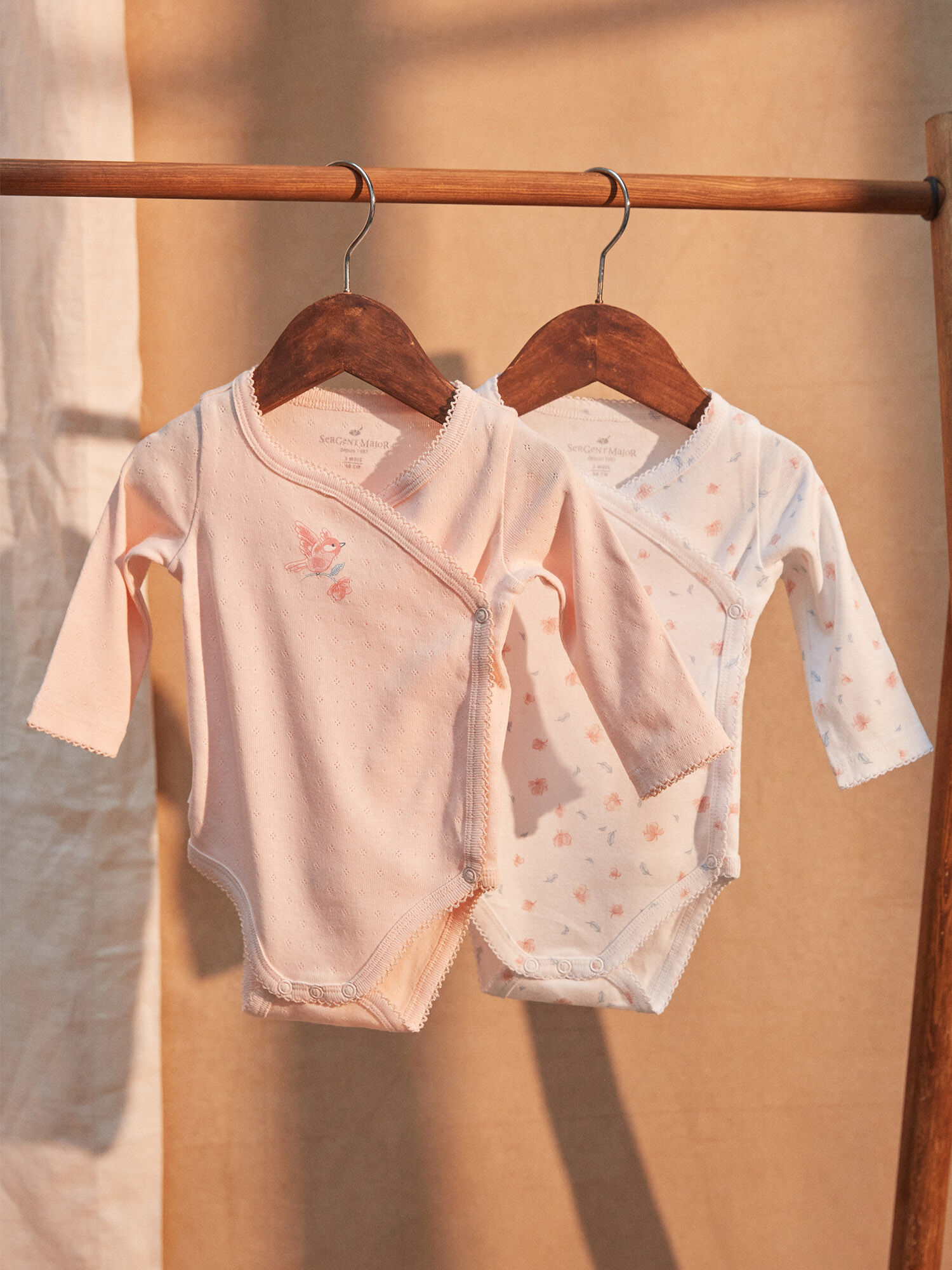 Body cache hotsell coeur bebe