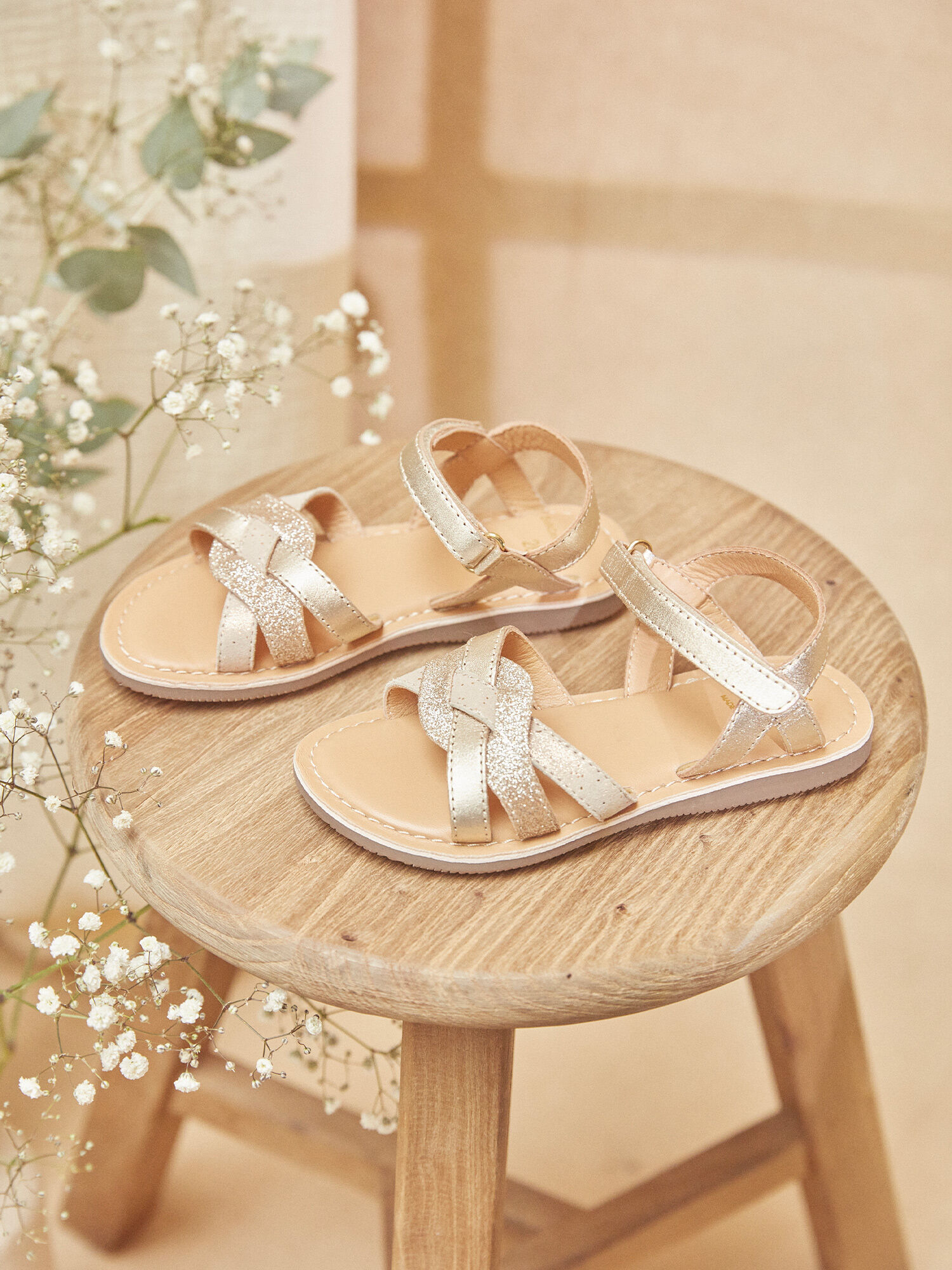 Sandales dorées deals