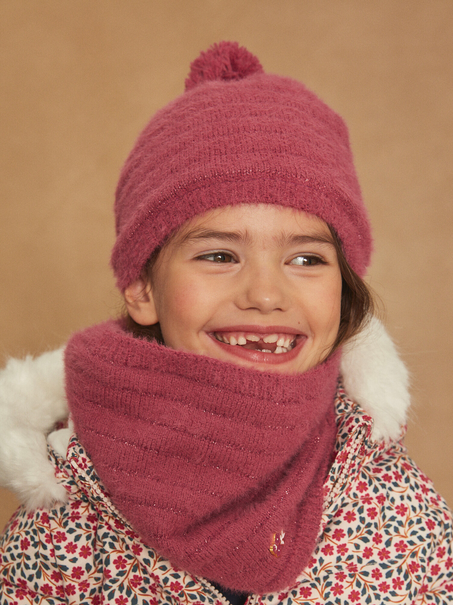 Bonnet a pompon rose Fille Sergent Major