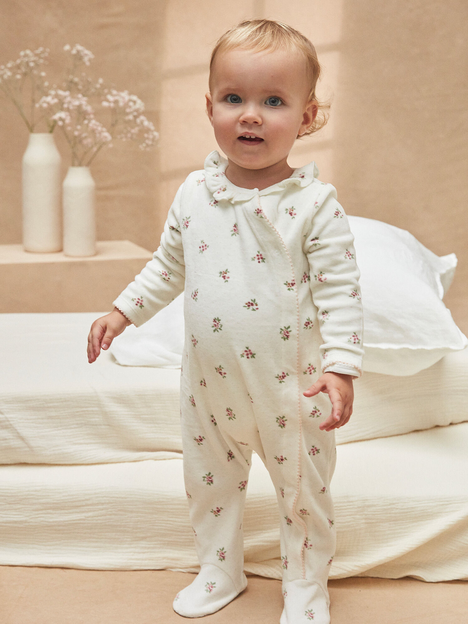 Pyjama bebe avec gant integre sales